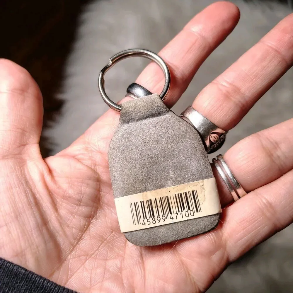 VERY 🇺🇸 COOL 1970s “PLYMOUTH” AUTOMOTIVE  KEYCHAIN KEYRING/KEYFOB/RT1
